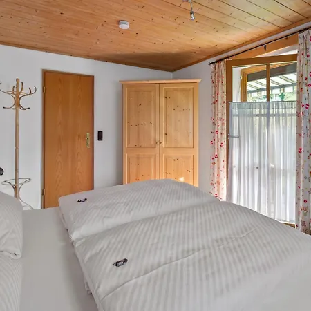 Alpenapartment Mit Garten * Trauchgau