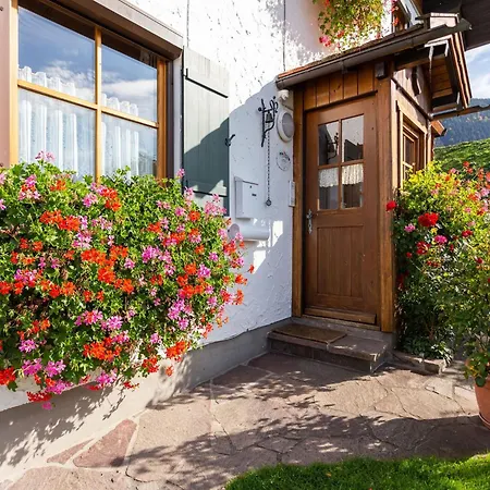 Alpenapartment Mit Garten